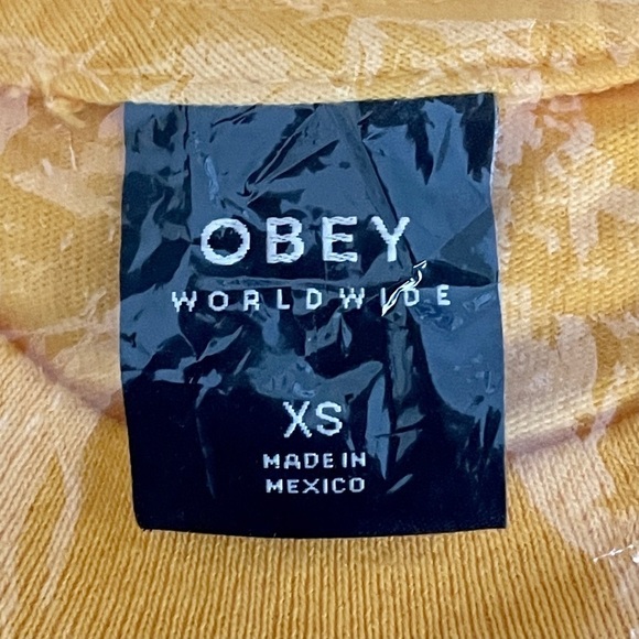 🌺 Obey Big Mood Bright Yellow Graphic Retro Boxy Fit Print Tee NWT - Picture 5 of 7